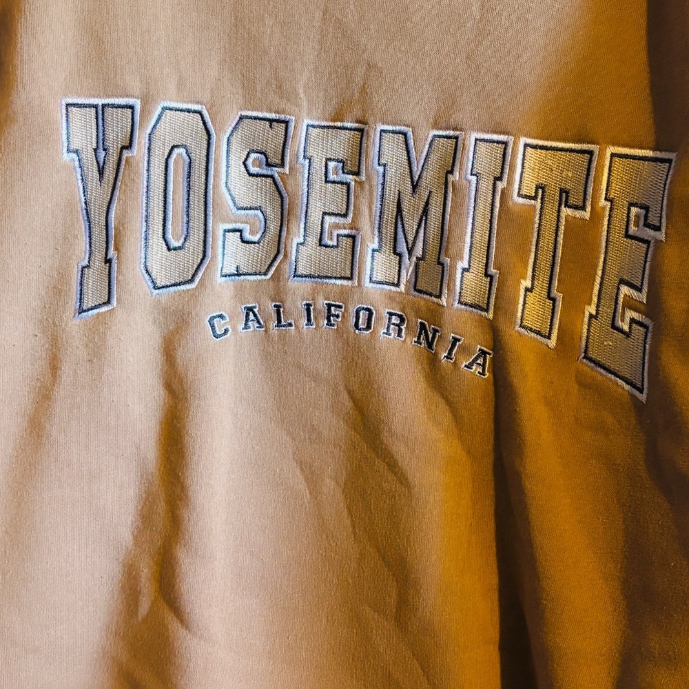 Rue21 Tan Sweatshirt YOSEMITE California size extra large - Picture 3 of 5